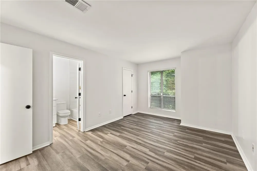 521 Warm Springs Circle Roswell, GA 30075