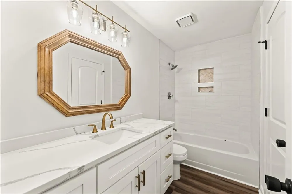 521 Warm Springs Circle Roswell, GA 30075