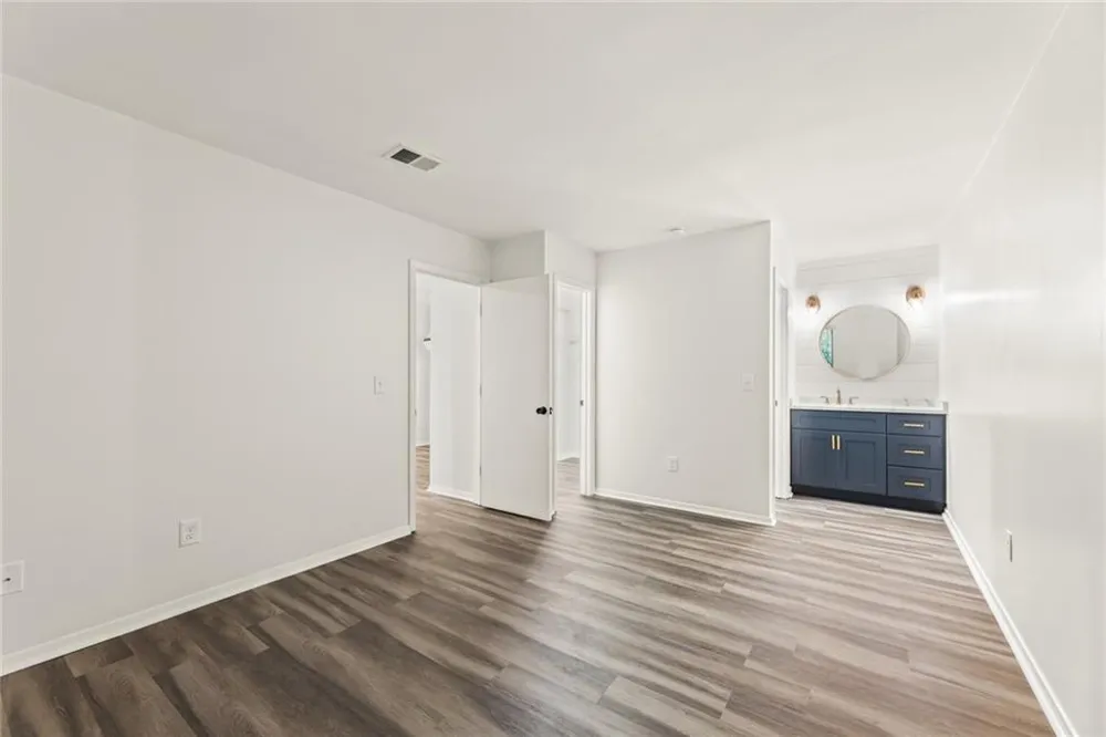 521 Warm Springs Circle Roswell, GA 30075