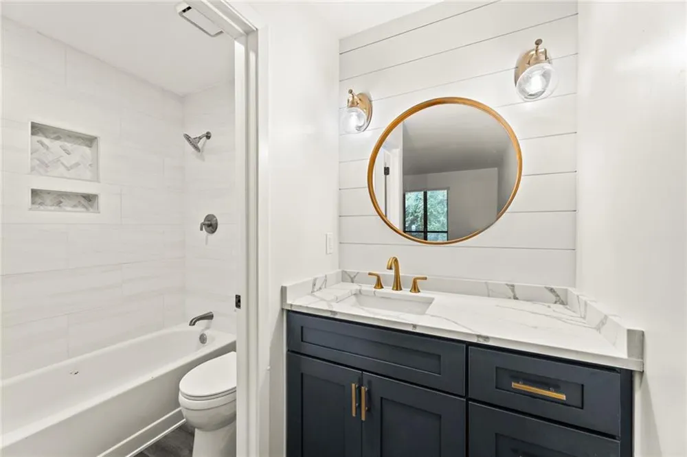 521 Warm Springs Circle Roswell, GA 30075