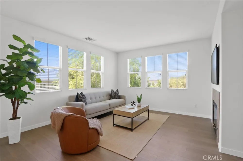 7729 Hess Rancho Cucamonga, CA 91739