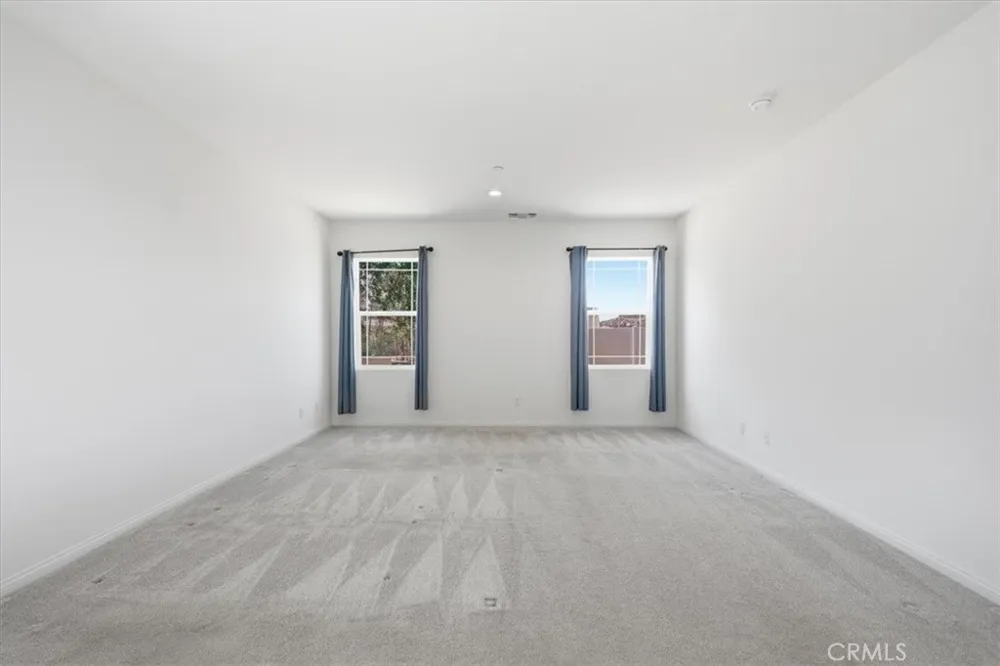 28166 Jett Menifee, CA 92585