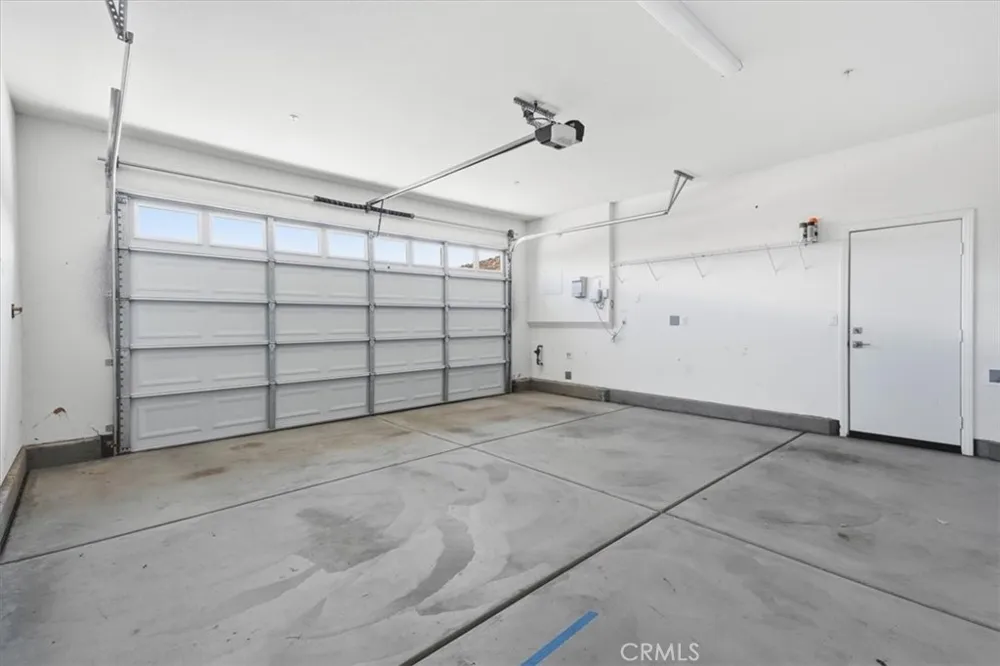 28166 Jett Menifee, CA 92585