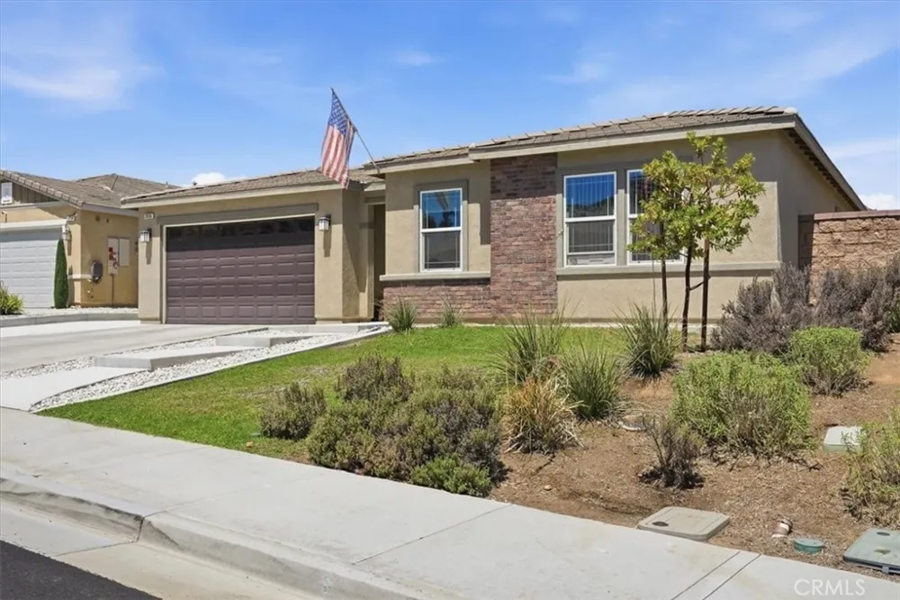 28166 Jett Menifee, CA 92585