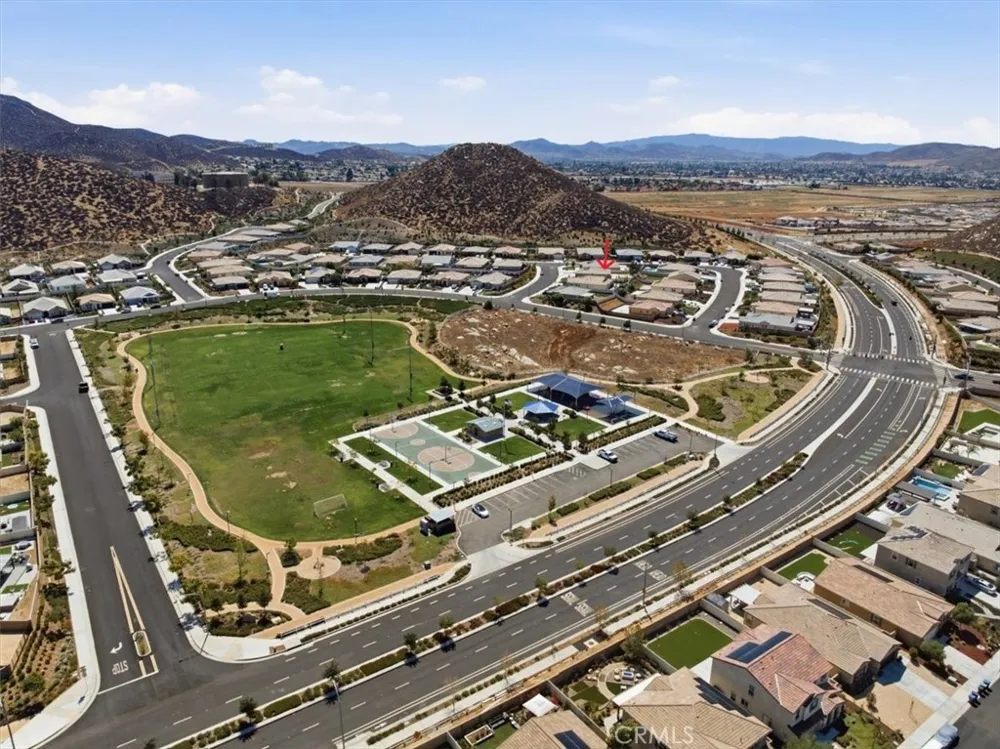 28166 Jett Menifee, CA 92585