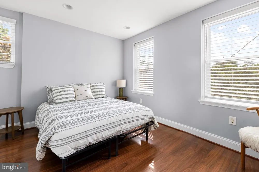 3700 CHESTNUT AVENUE Baltimore, MD 21211