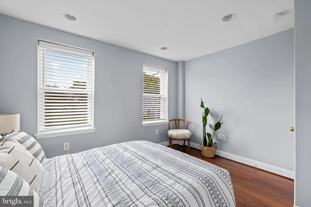 3700 CHESTNUT AVENUE Baltimore, MD 21211