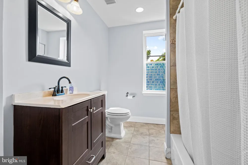 3700 CHESTNUT AVENUE Baltimore, MD 21211