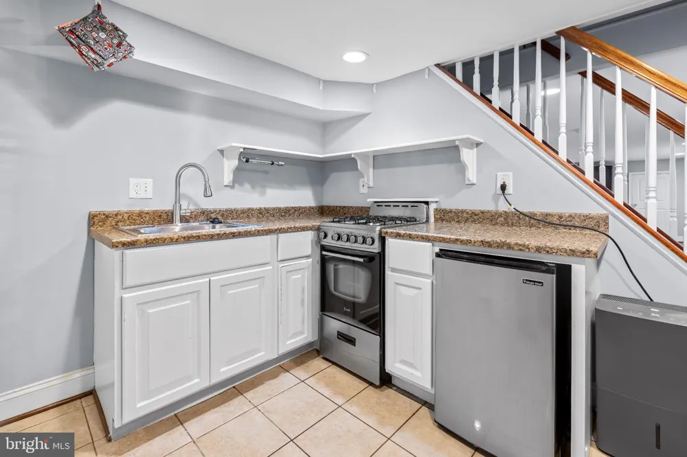3700 CHESTNUT AVENUE Baltimore, MD 21211