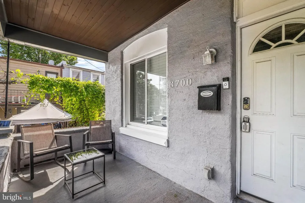 3700 CHESTNUT AVENUE Baltimore, MD 21211
