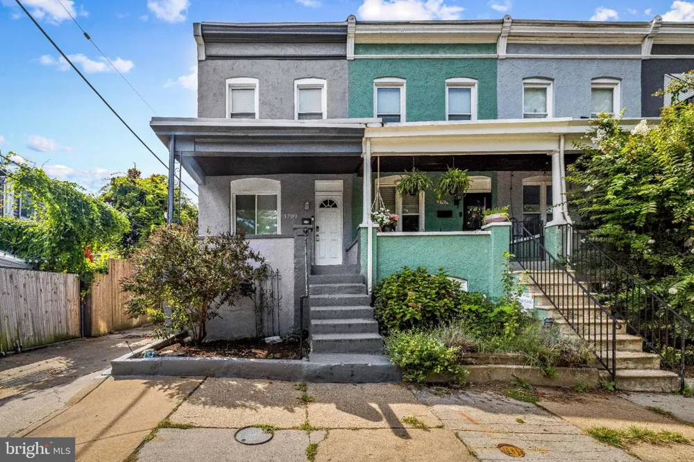 3700 CHESTNUT AVENUE Baltimore, MD 21211