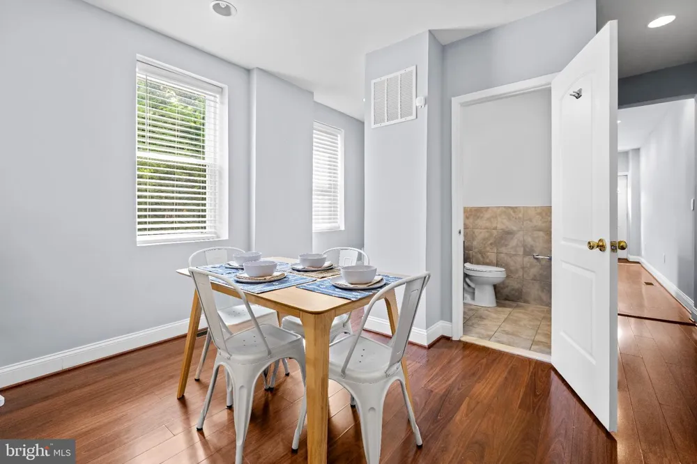 3700 CHESTNUT AVENUE Baltimore, MD 21211