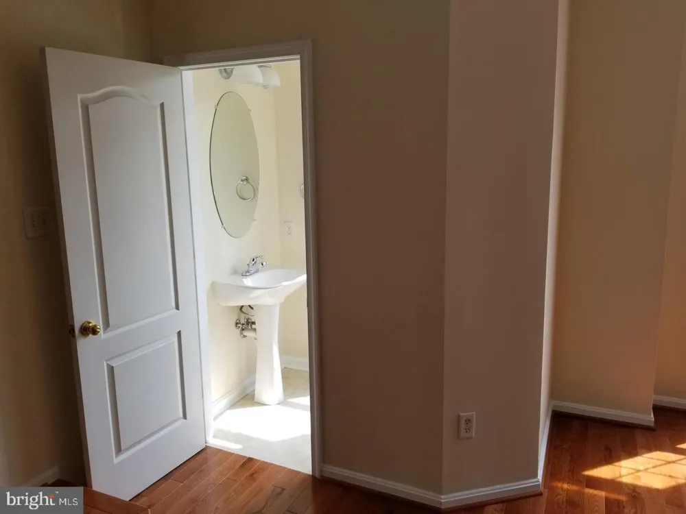 8458 CHARMED DAYS Laurel, MD 20723