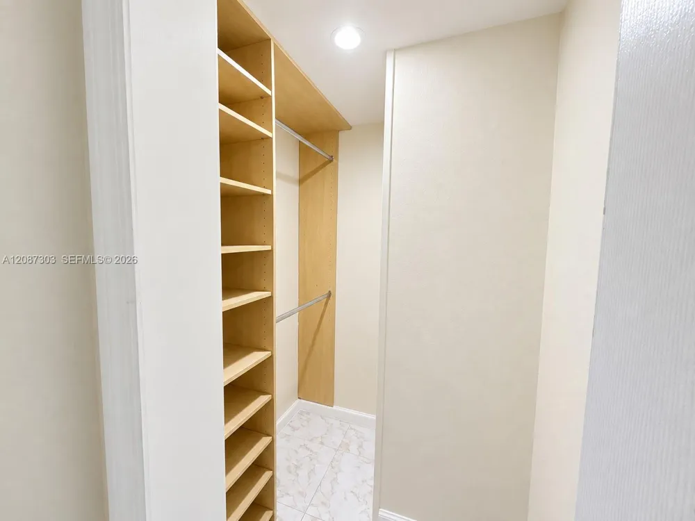 521 NE 62nd St #3 Miami, FL 33138
