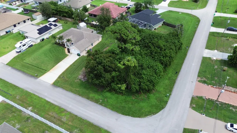 4299 SW Jive Street Port St. Lucie, FL 34953