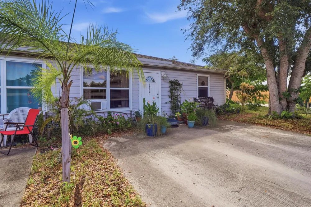 11315 SE GOLD AVENUE Hobe Sound, FL 33455