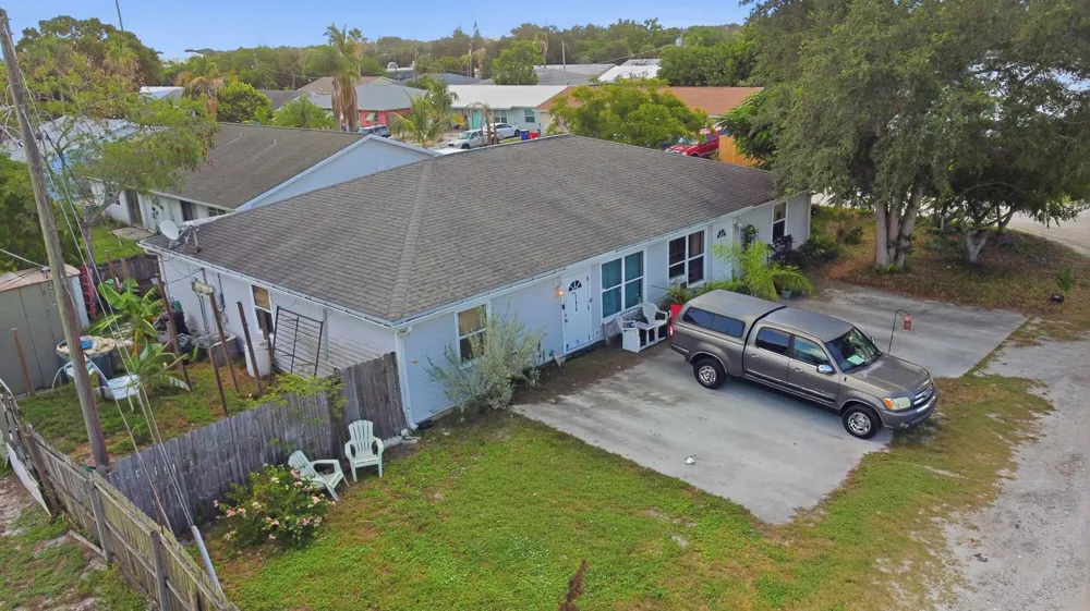 11315 SE GOLD AVENUE Hobe Sound, FL 33455
