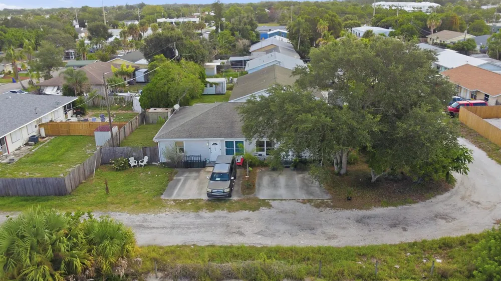 11315 SE GOLD AVENUE Hobe Sound, FL 33455