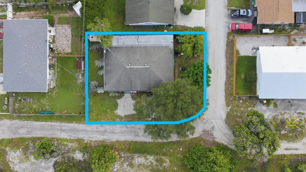 11315 SE GOLD AVENUE Hobe Sound, FL 33455