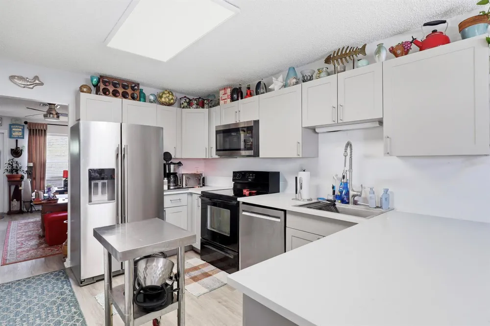 11315 SE GOLD AVENUE Hobe Sound, FL 33455