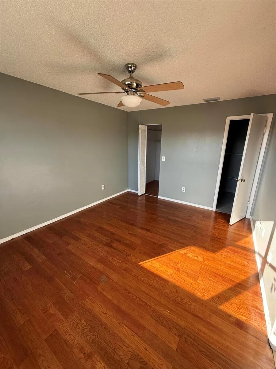 20735 NE 8TH COURT #206-12 Miami, FL 33179