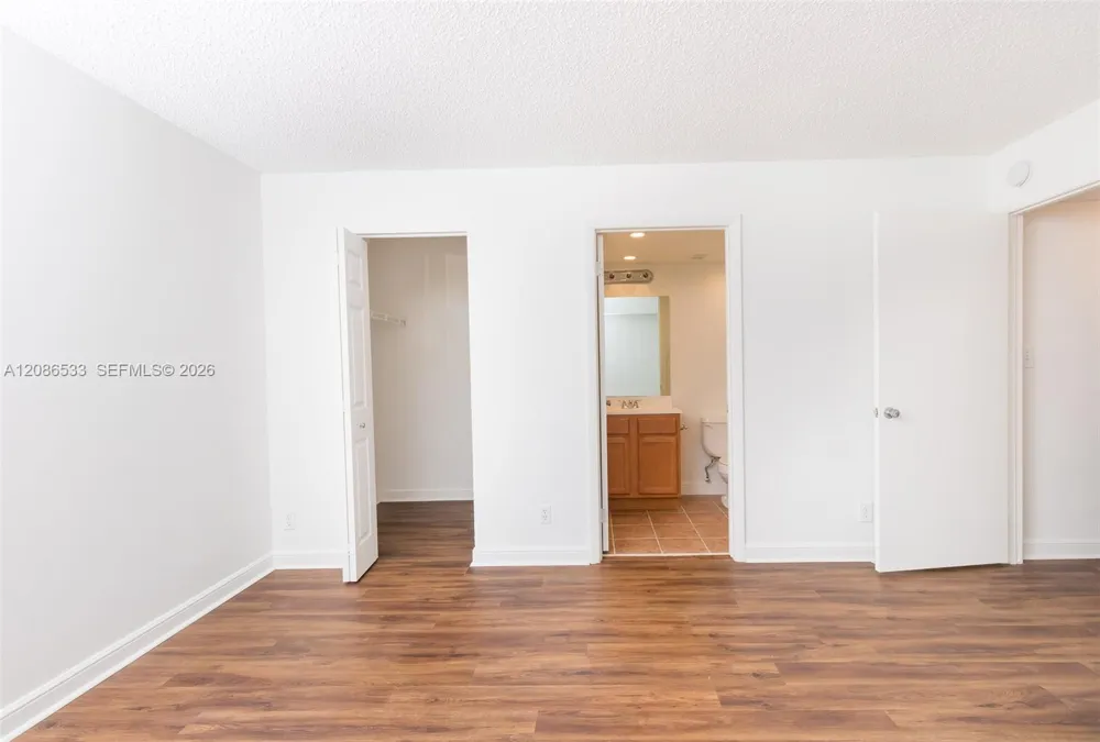 7680 Westwood Dr #831 Tamarac, FL 33321