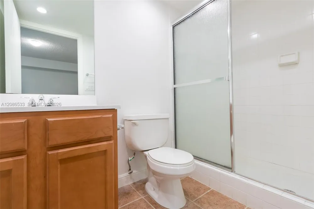 7680 Westwood Dr #831 Tamarac, FL 33321