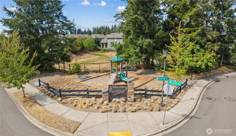 27622 239th SE Maple Valley, WA 98038