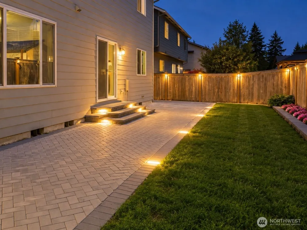 27622 239th SE Maple Valley, WA 98038