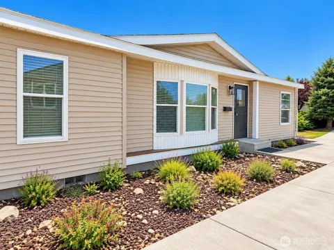 309 5th Avenue SE