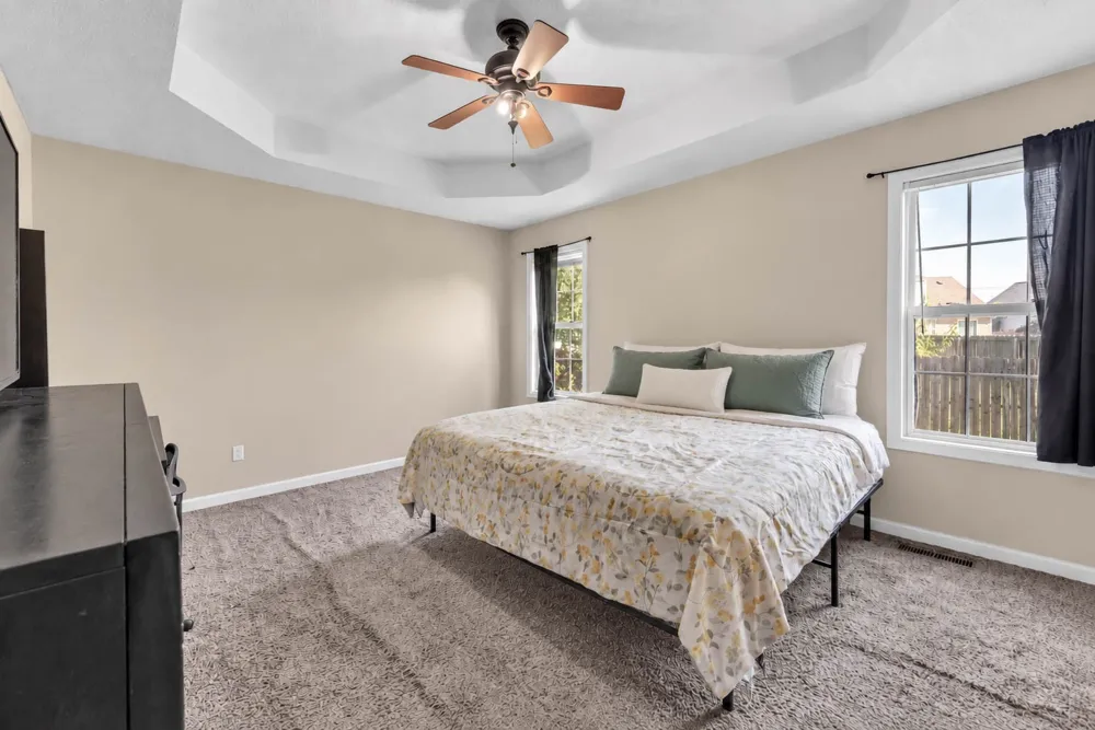 1967 Whirlaway Cir Clarksville, TN 37042
