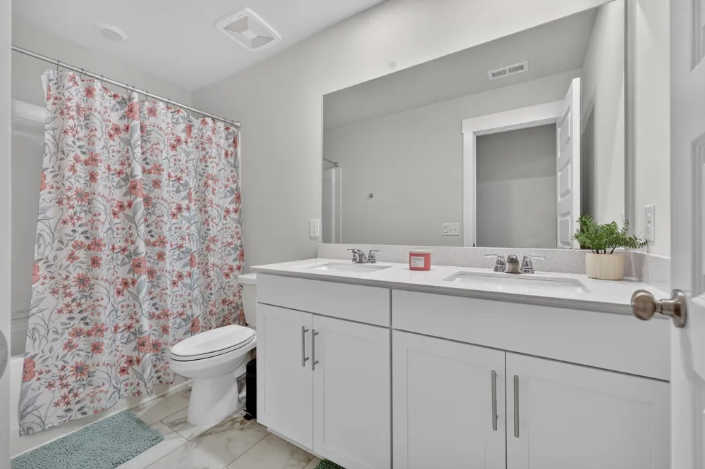 547 Ballard Dr White House, TN 37188