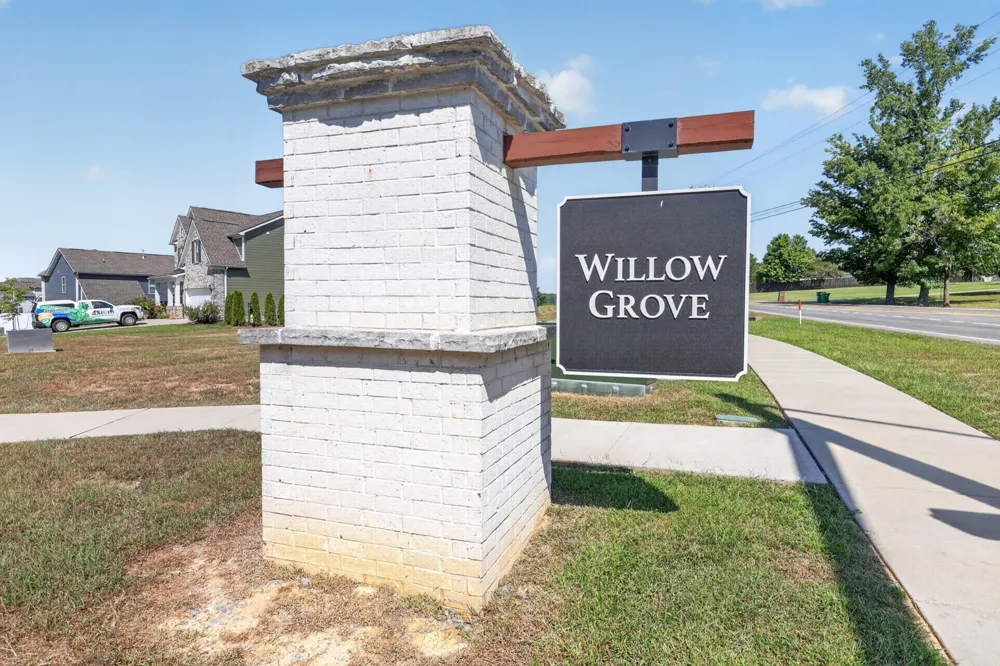 547 Ballard Dr White House, TN 37188