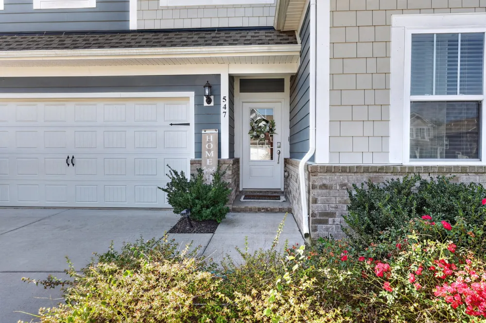 547 Ballard Dr White House, TN 37188