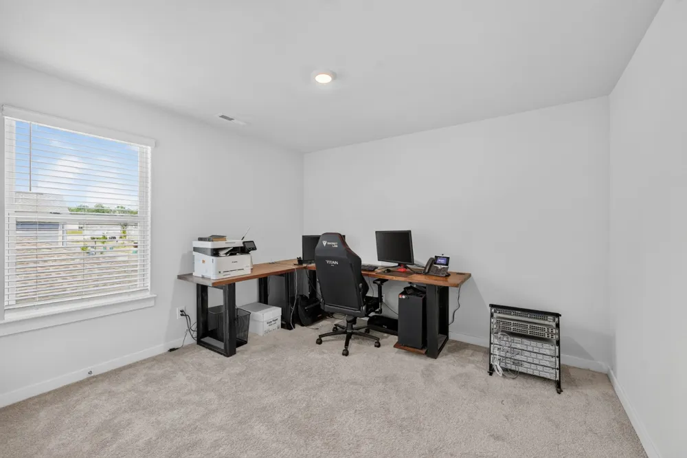 547 Ballard Dr White House, TN 37188