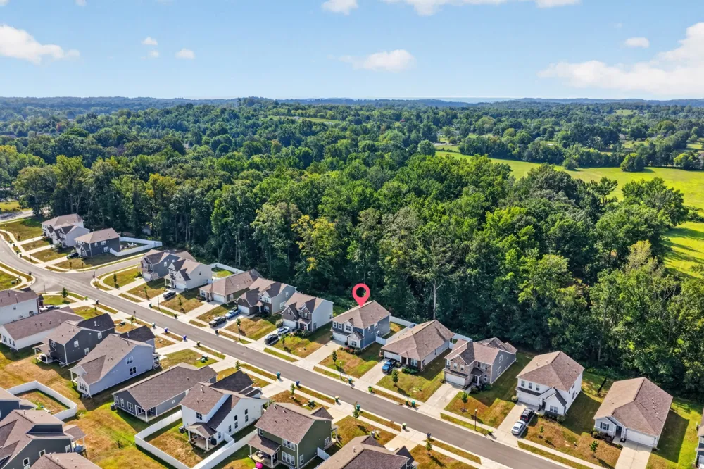 547 Ballard Dr White House, TN 37188