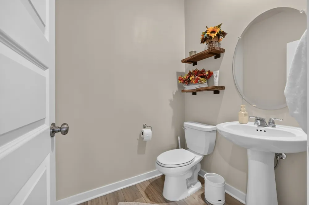 547 Ballard Dr White House, TN 37188
