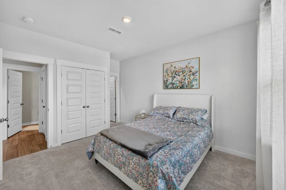 547 Ballard Dr White House, TN 37188