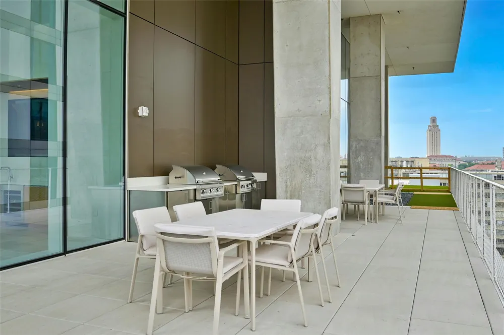 313 W 17th Street #1507 Austin, TX 78701