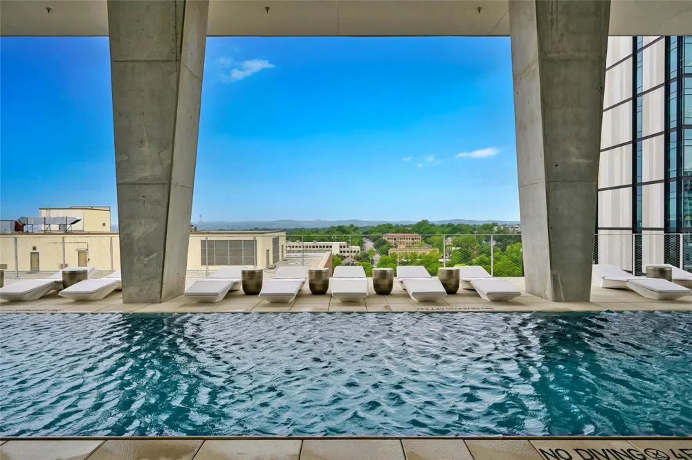 313 W 17th Street #1507 Austin, TX 78701