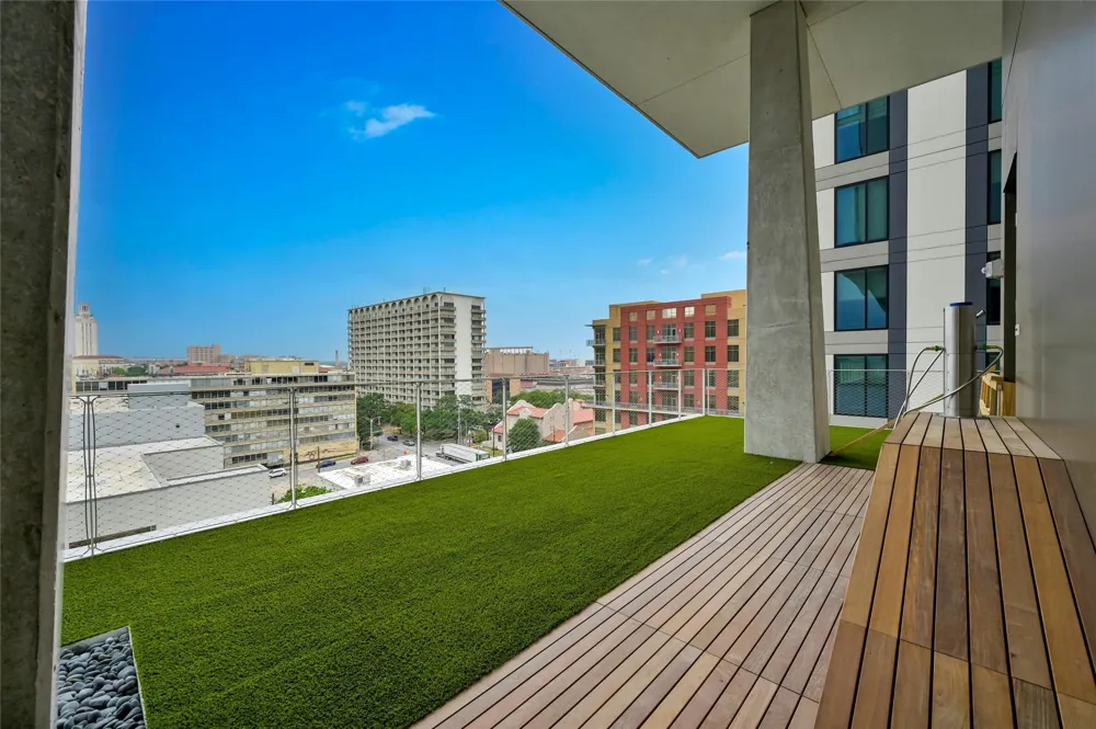 313 W 17th Street #1507 Austin, TX 78701