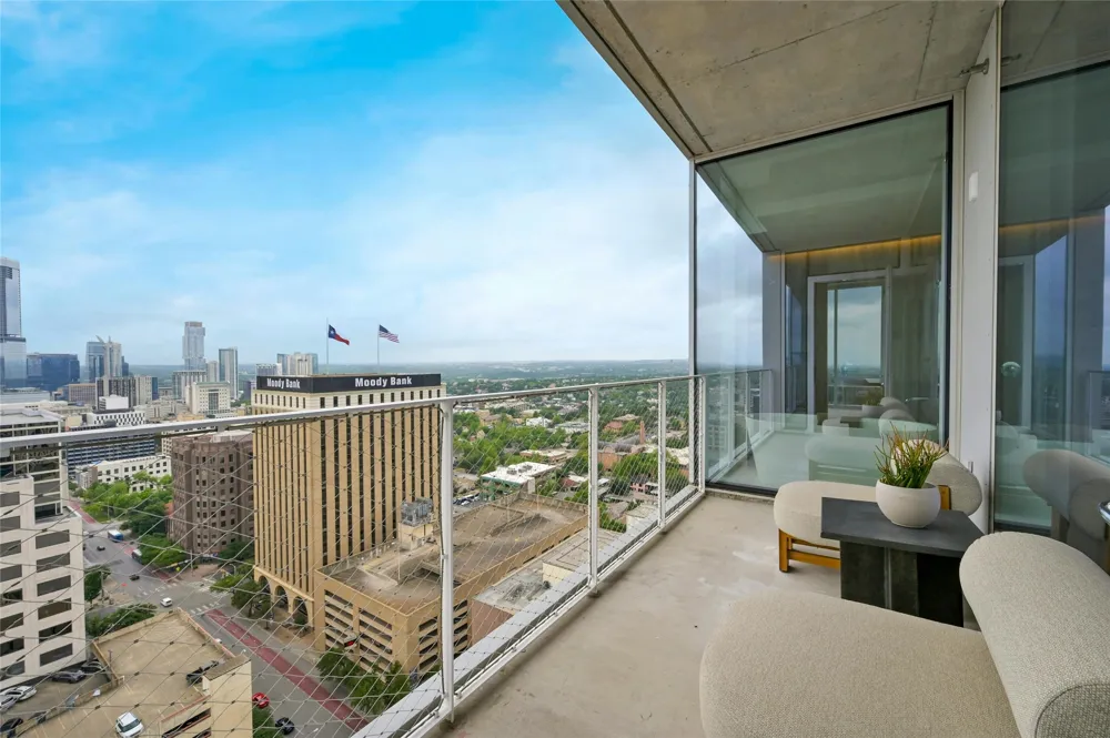 313 W 17th Street #1507 Austin, TX 78701