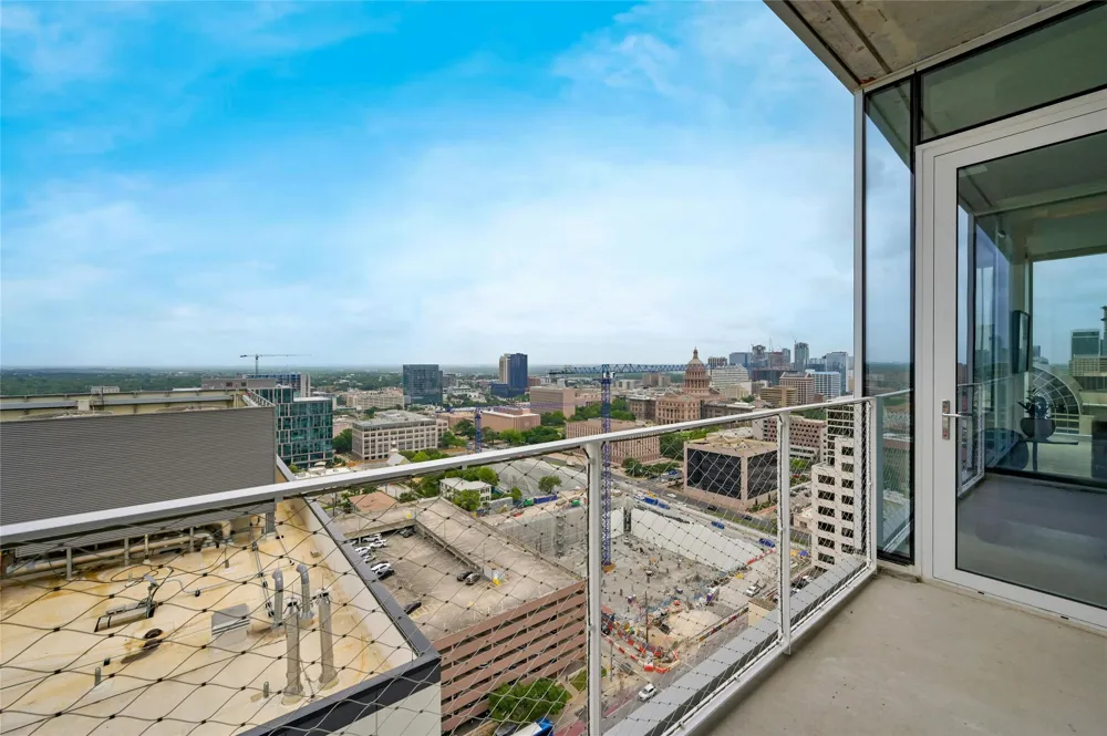 313 W 17th Street #1507 Austin, TX 78701