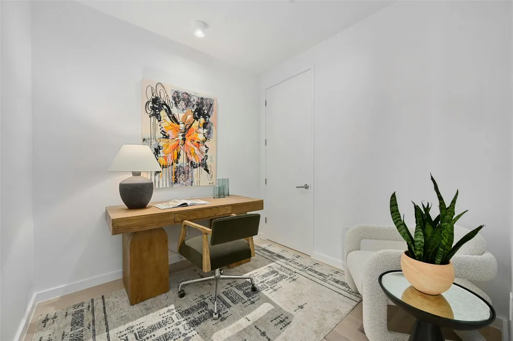 313 W 17th Street #1507 Austin, TX 78701