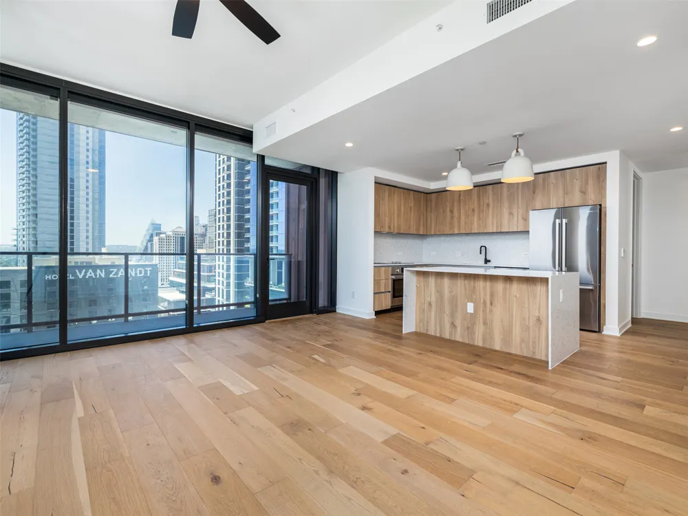 84 East Avenue #1309 Austin, TX 78701