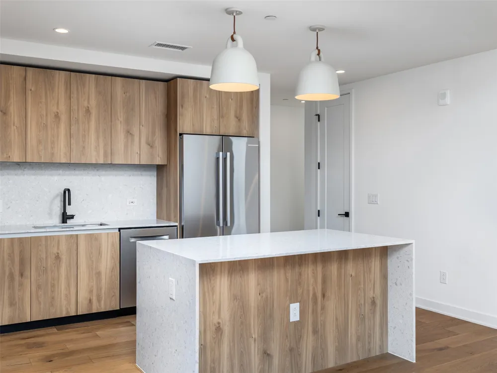 84 East Avenue #1309 Austin, TX 78701