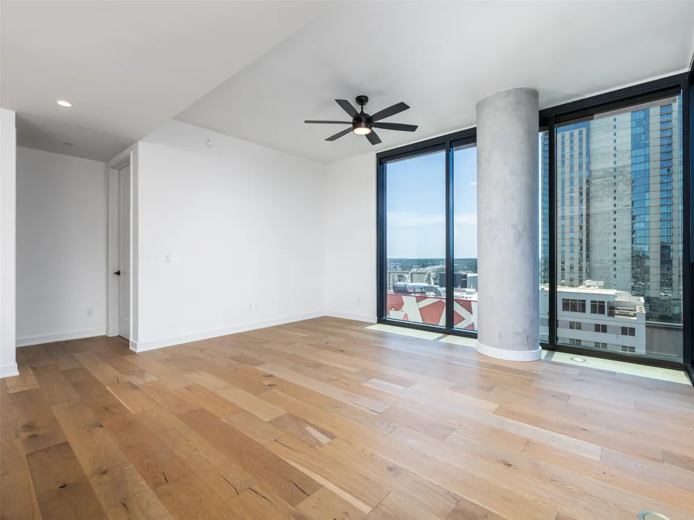 84 East Avenue #1309 Austin, TX 78701