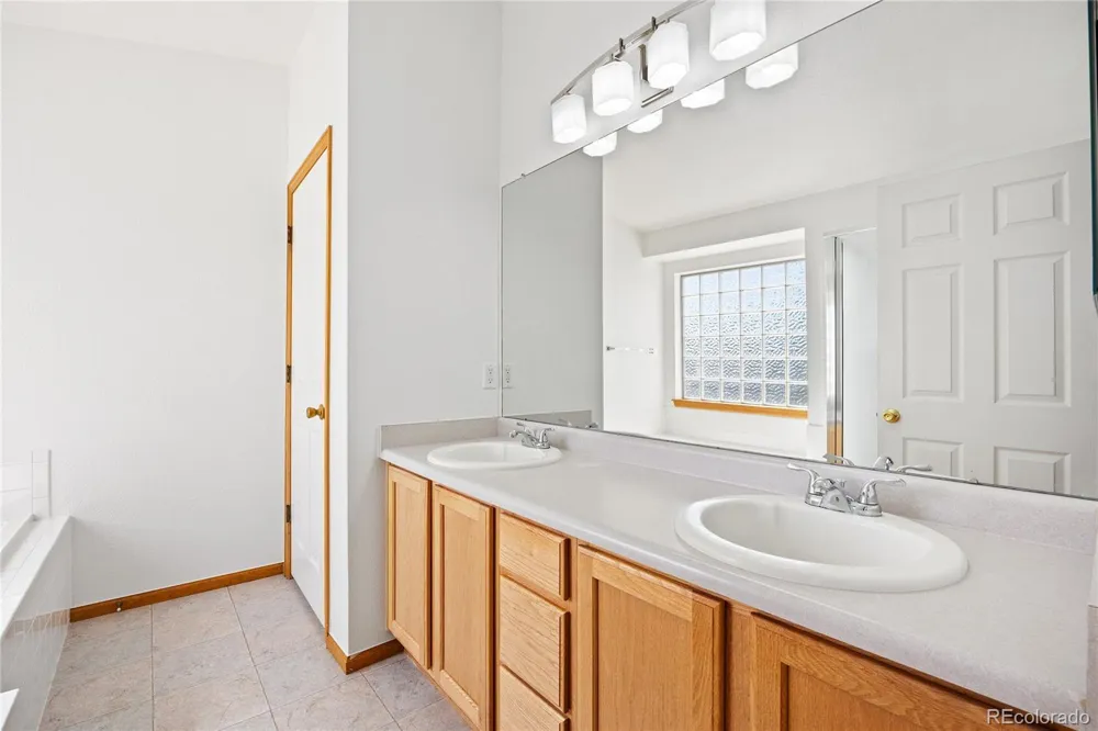 6452 Old Divide Trail Parker, CO 80134