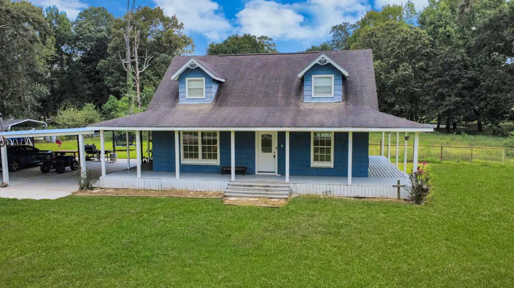 1054 County Road 650 Dayton, TX 77535