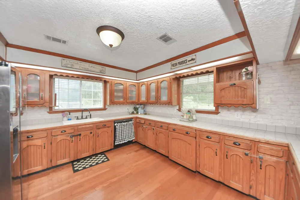 1054 County Road 650 Dayton, TX 77535